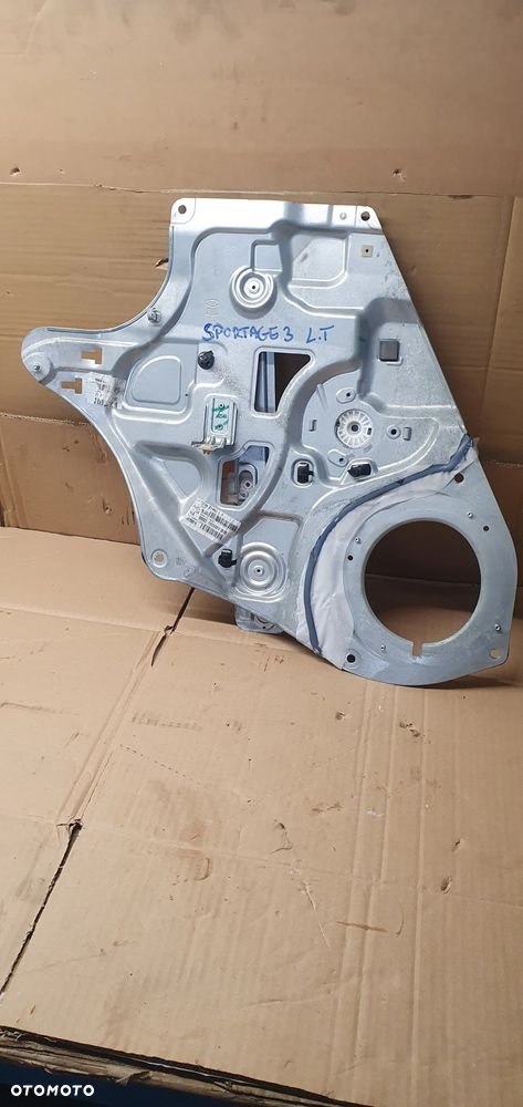 Mechanizm podnośnik szyby lewy tył Kia Sportage III 83470-3U030 - 1
