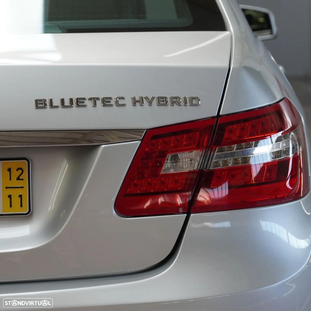 Mercedes-Benz E 300 Bluetec Hybrid Avantgarde - 36