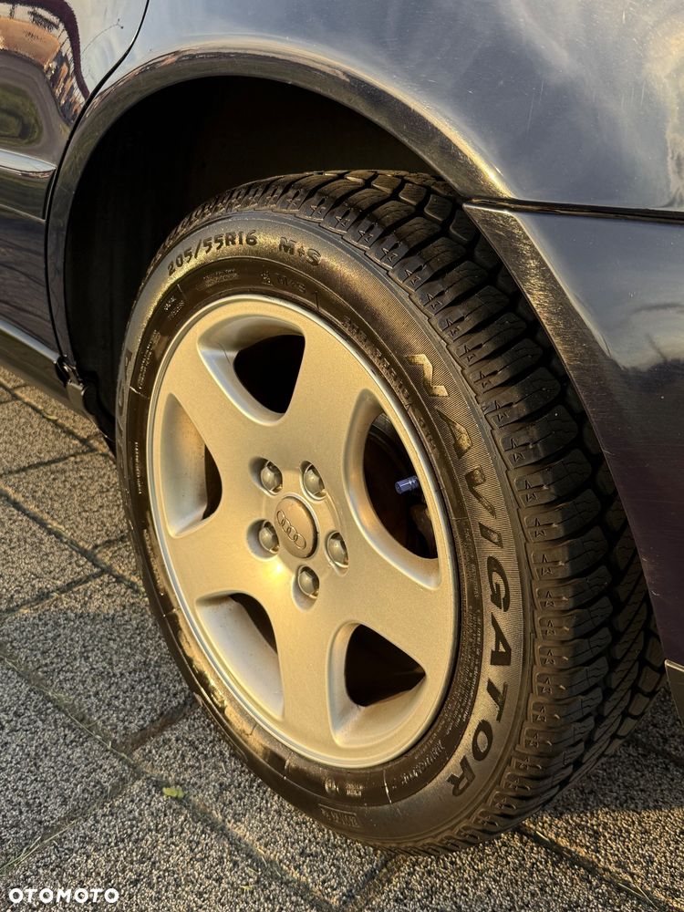 Audi A4 Avant 1.6 - 5
