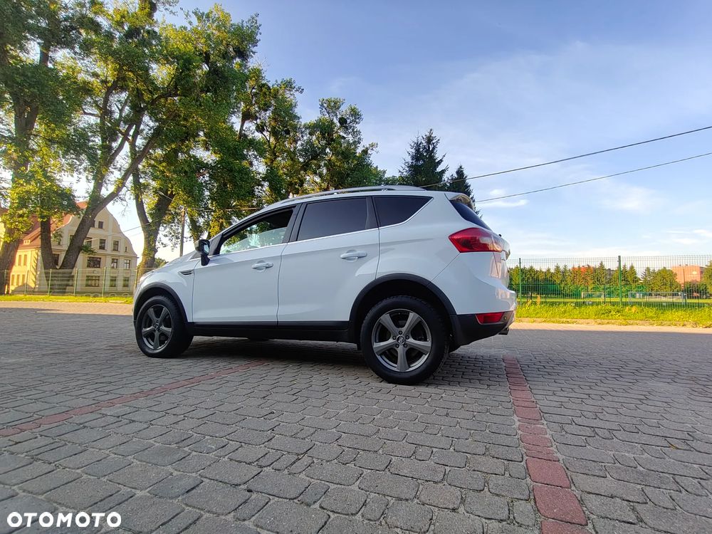Ford Kuga - 3