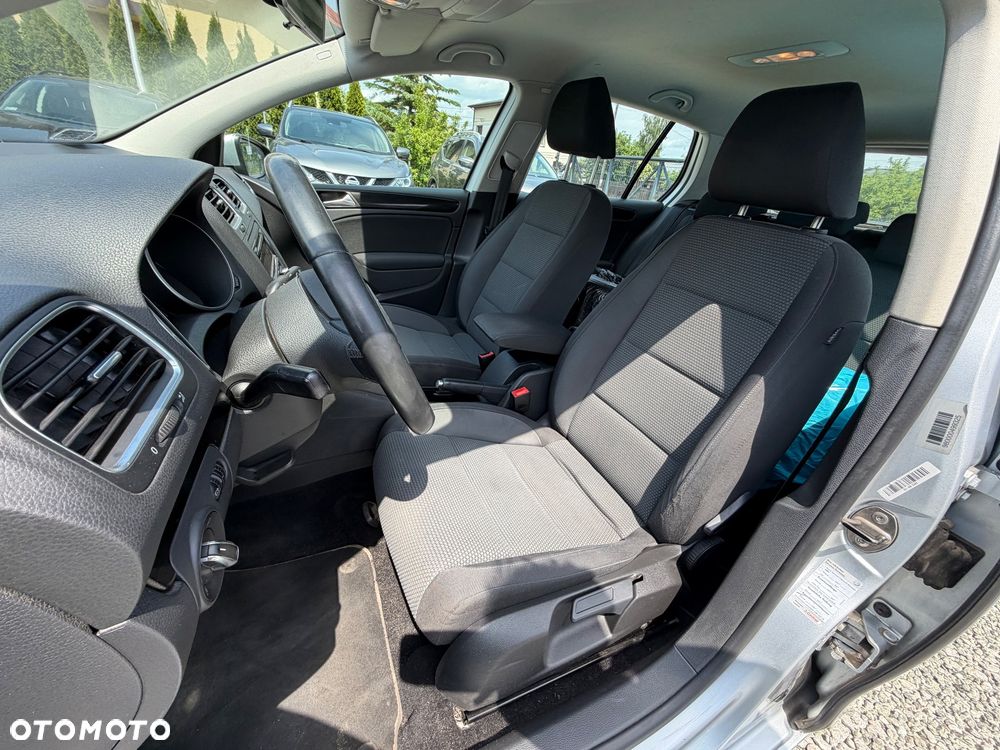 Volkswagen Golf 1.6 United - 32