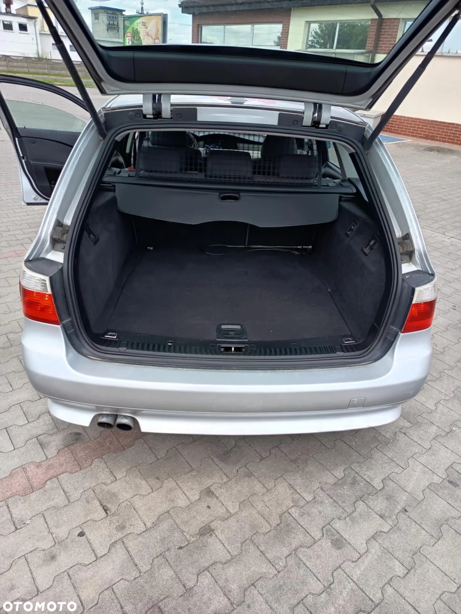 BMW Seria 5 525d - 2