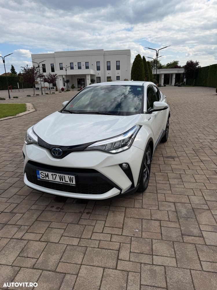 Toyota C-HR 1.8 HSD 122 CP 4x2 CVT Cult - 2