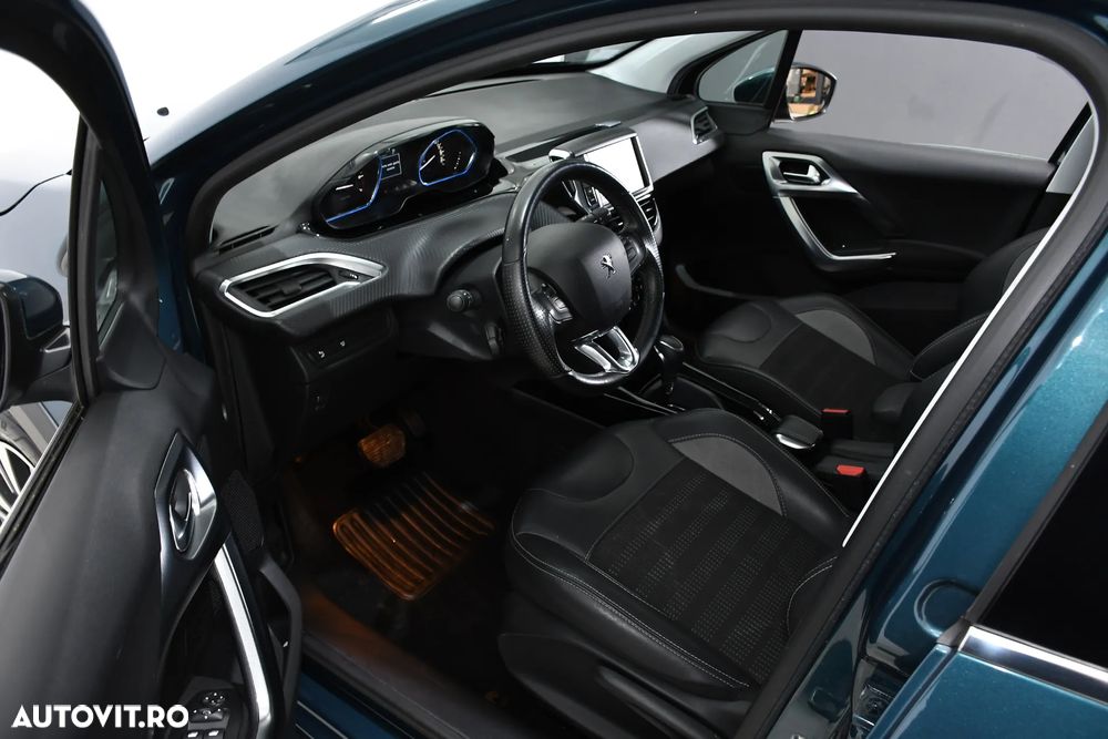 Peugeot 2008 PureTech 110 GPF Stop&Start EAT6 Crossway - 13