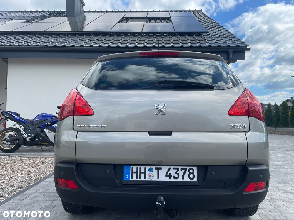 Peugeot 3008 2.0 HDi Premium - 4