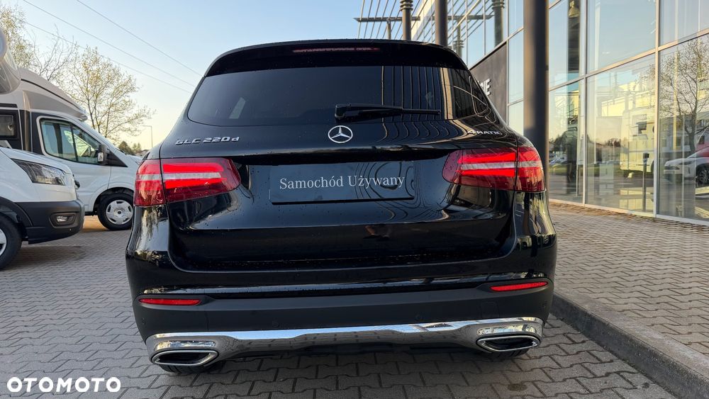 Mercedes-Benz GLC - 30