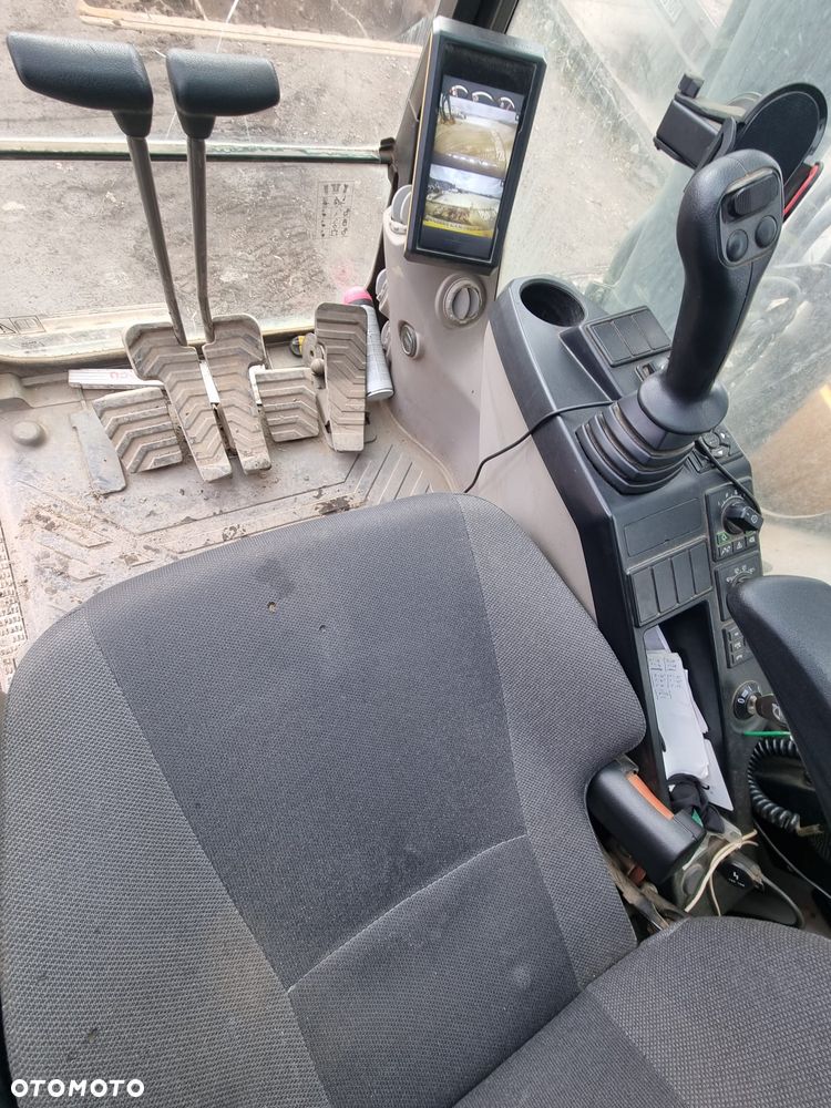 Volvo 250 - 8