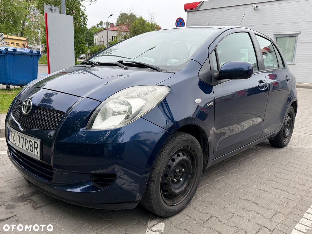 Toyota Yaris - 4
