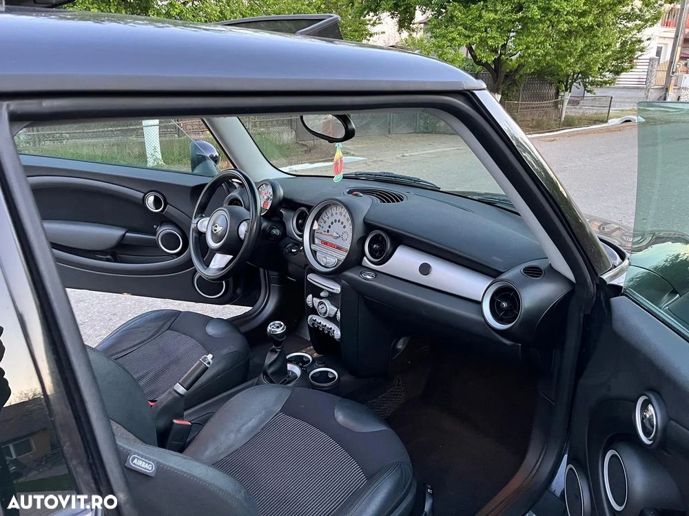Mini Cooper Cabrio - 12