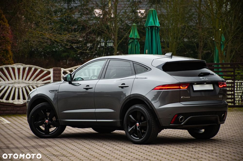 Jaguar E-Pace - 36
