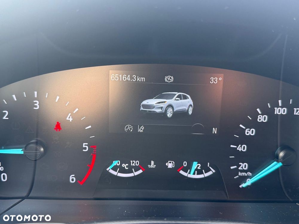 Ford Kuga 2.0 EcoBlue Hybrid TITANIUM - 12