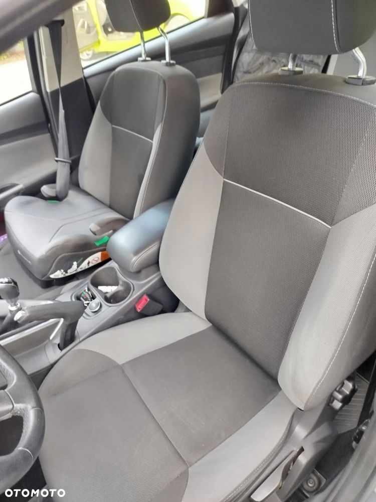Ford Focus - 9
