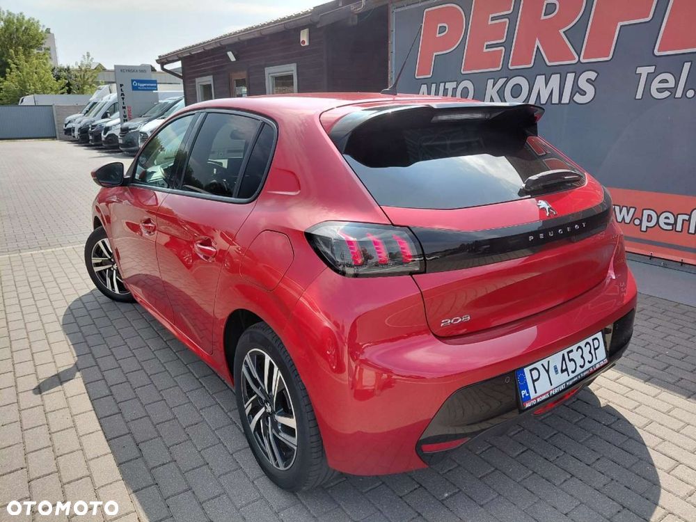 Peugeot 208 - 6