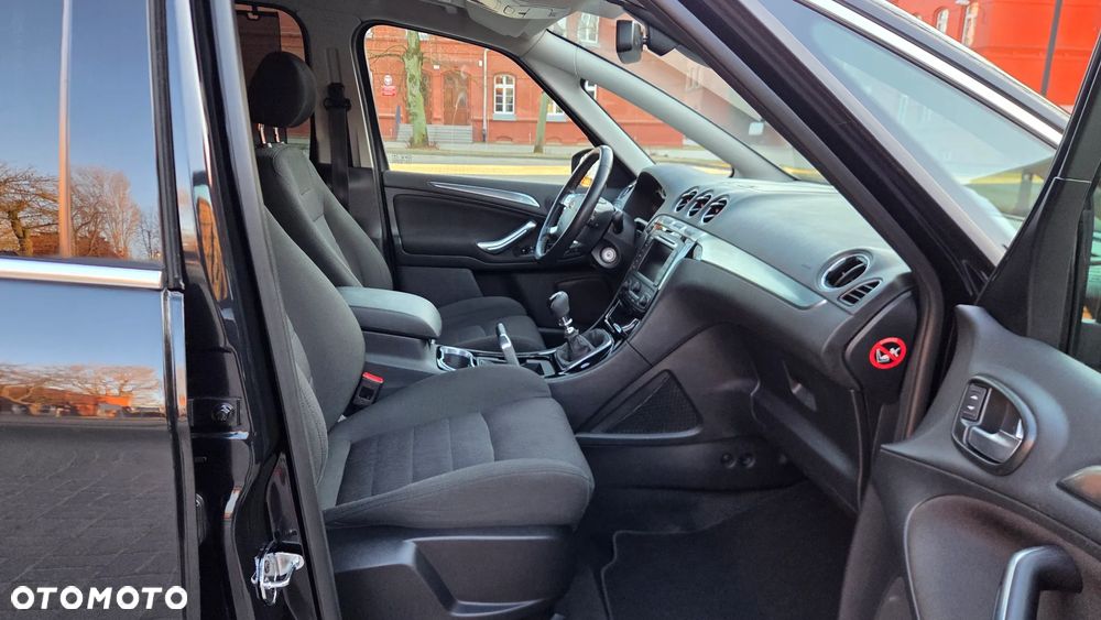 Ford S-Max 2.0 TDCi DPF Titanium X - 24