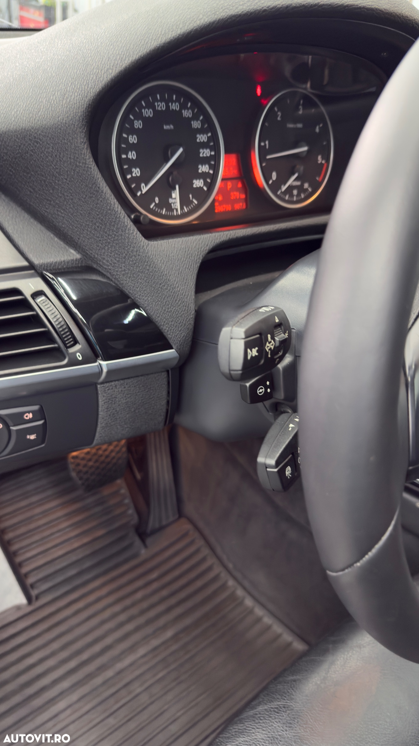 BMW X5 xDrive40d - 8