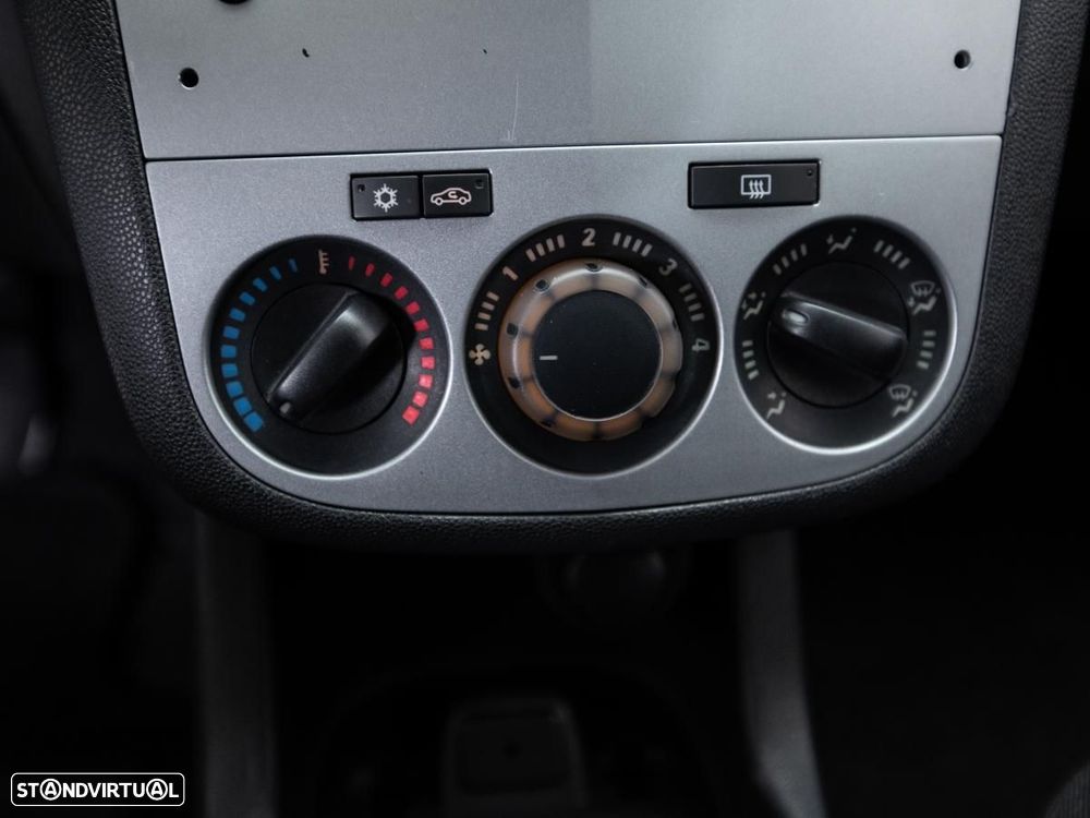 Opel Corsa - 17