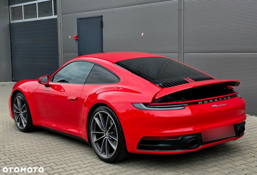 Porsche 911 - 33