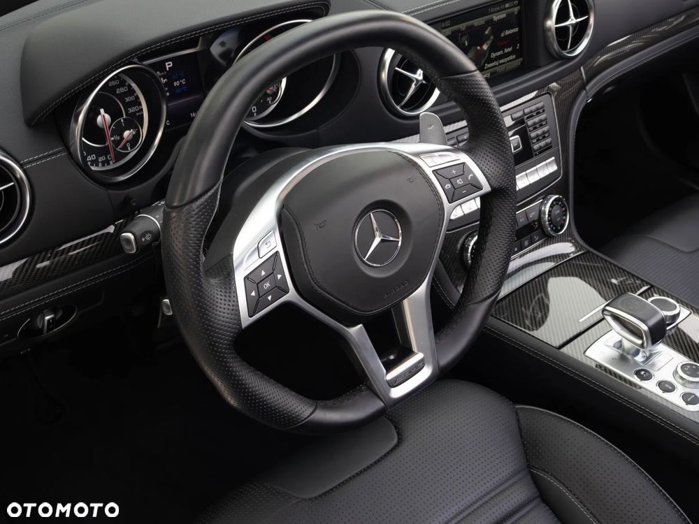 Mercedes-Benz SL 63 AMG - 23
