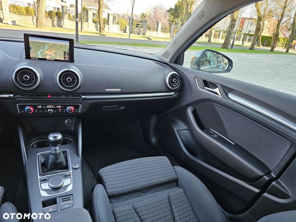 Audi A3 Limousine 1.6 TDI Sport - 17