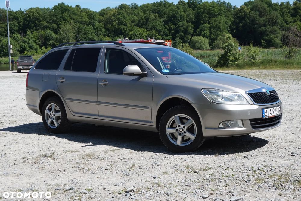 Skoda Octavia 1.6 TDI DPF 4x4 Ambition - 5