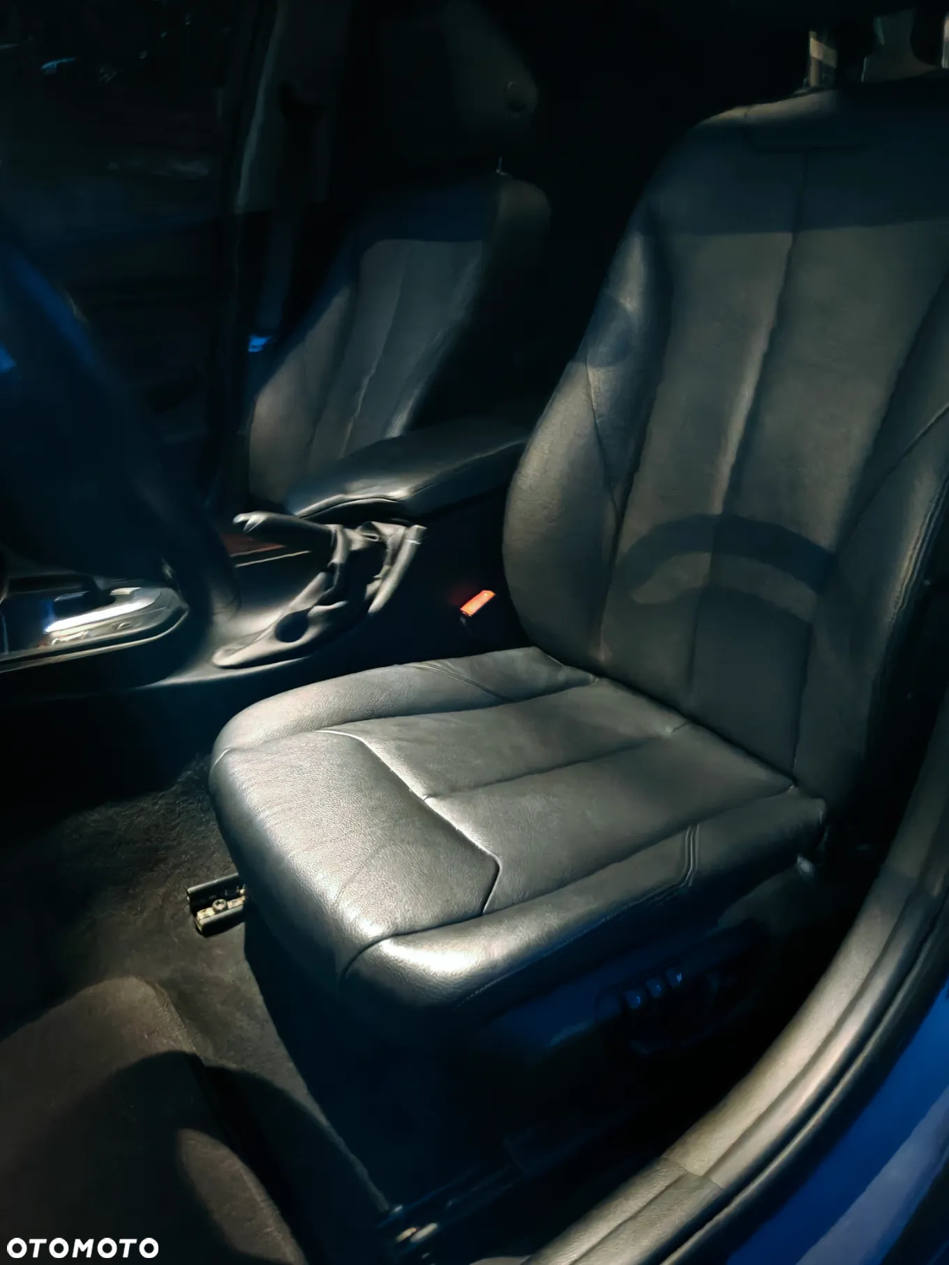 BMW Seria 3 320d - 8