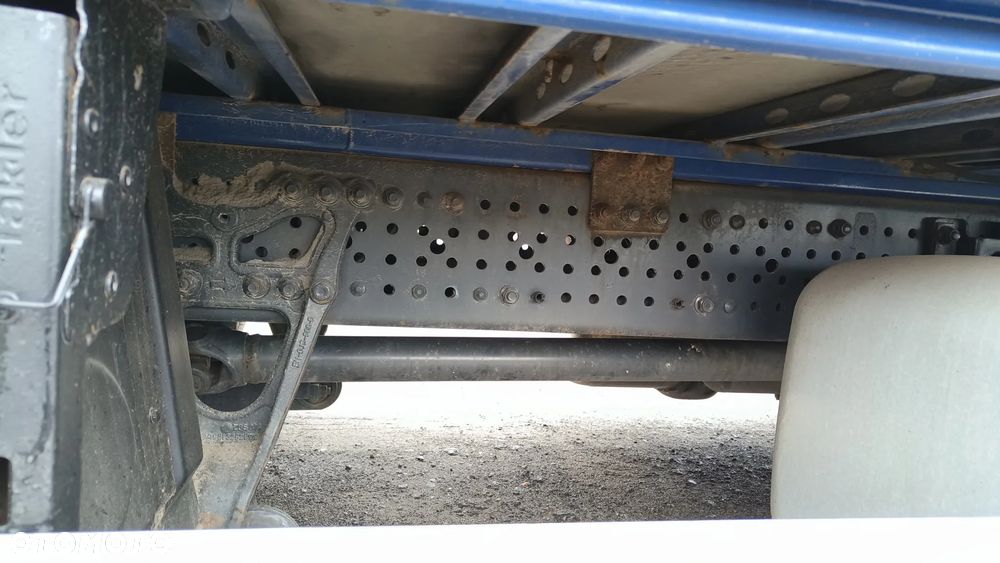 Mercedes-Benz ACTROS - 9