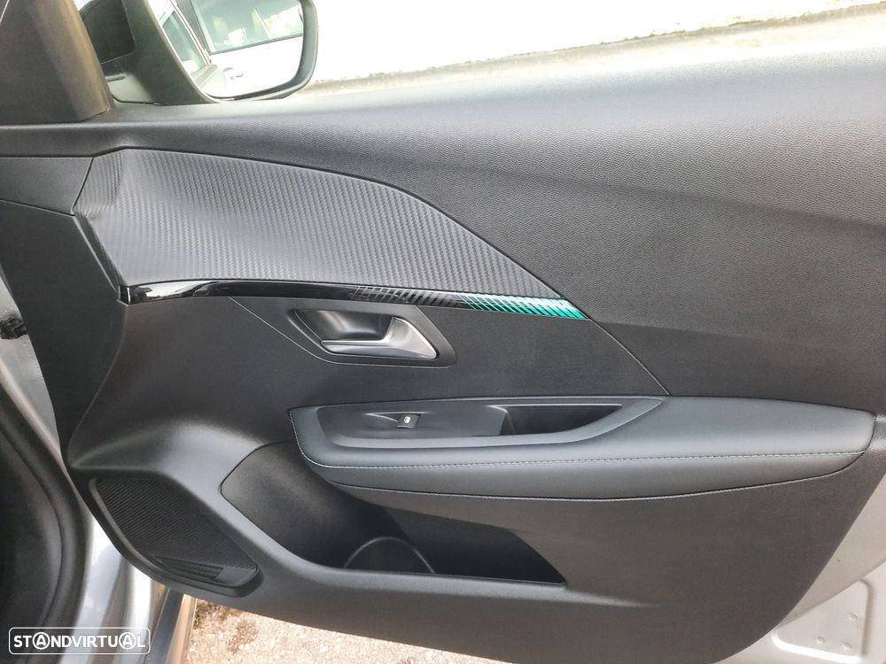 Peugeot 208 1.2 PureTech Allure Pack - 41