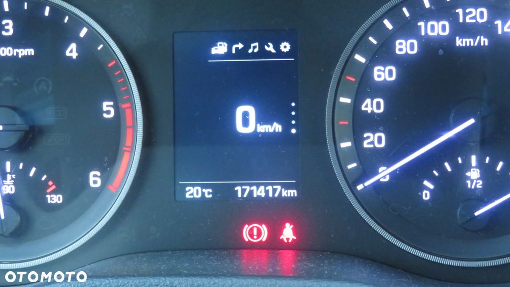 Hyundai Tucson 2.0 CRDI BlueDrive Comfort 2WD - 14