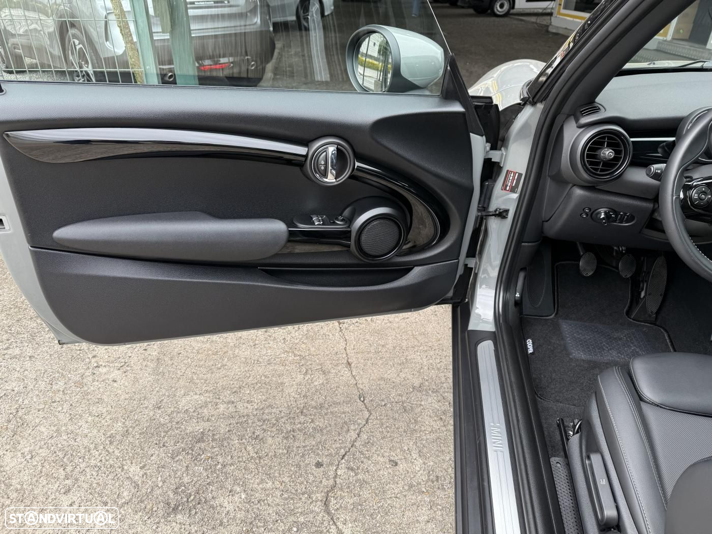 MINI 3 Portas One Sport Edition - 20
