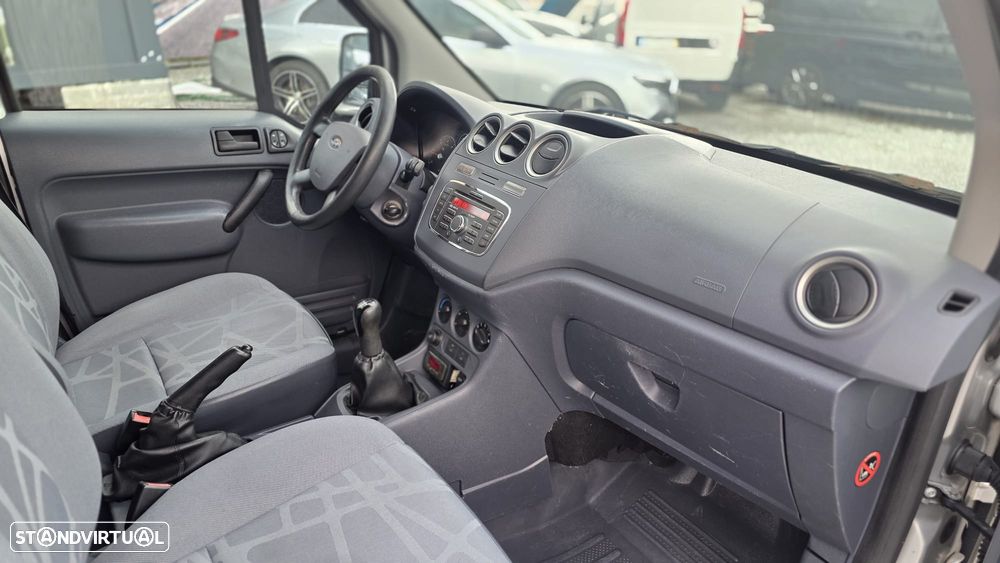 Ford Transit Connect - 9