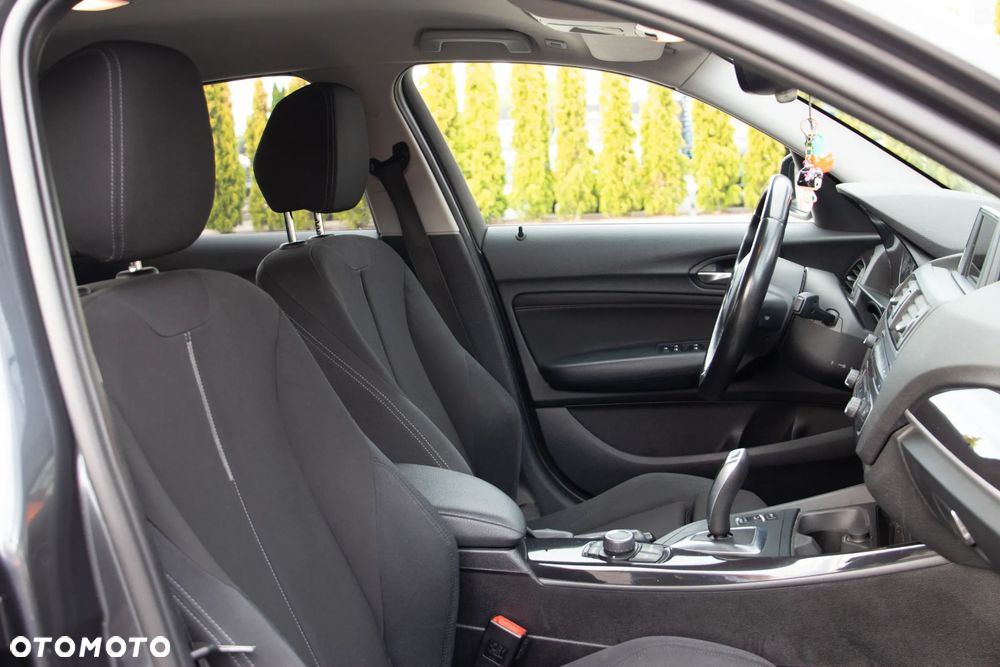 BMW Seria 1 - 25