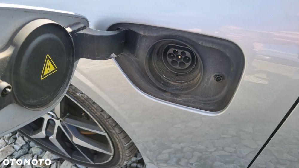 Volvo S60 T8 AWD Plug-In Hybrid Polestar Engineered - 13