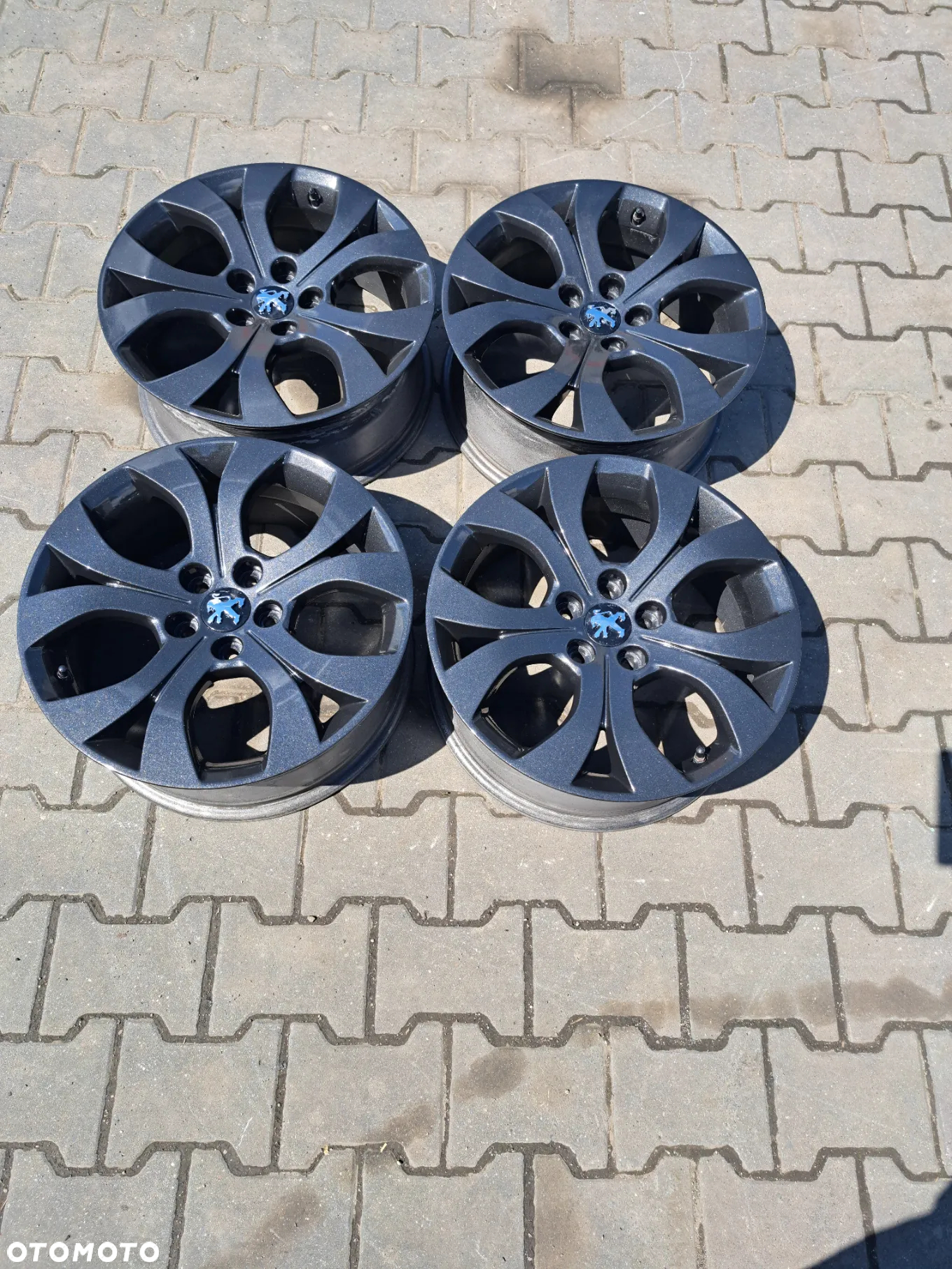 Alufelgi Citroen Peugeot 17 cali 5x108 C4 picasso II 508 I 308 T9 Berlingo IV Partner IV 2018- 2008 II 3008 II 5008 II - 8