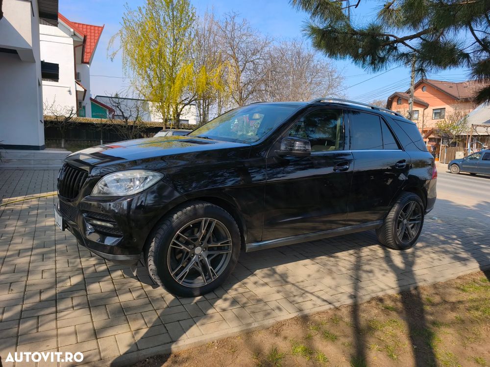 Mercedes-Benz ML 250 BlueTEC 4MATIC Aut - 12