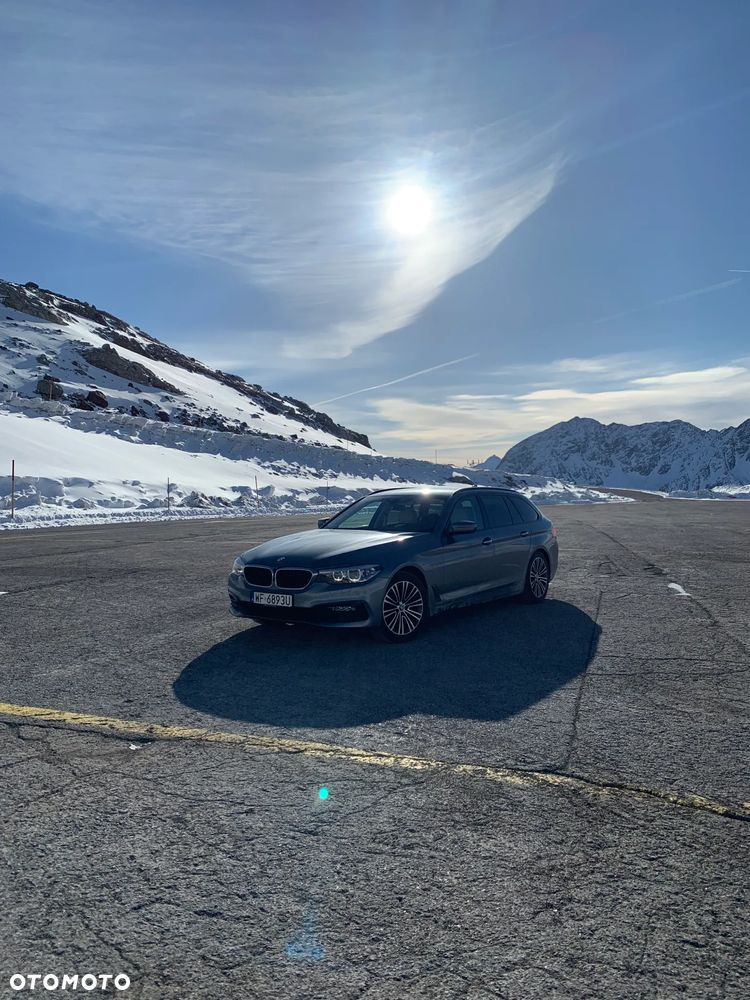 BMW Seria 5 520d xDrive Sport Line sport - 1