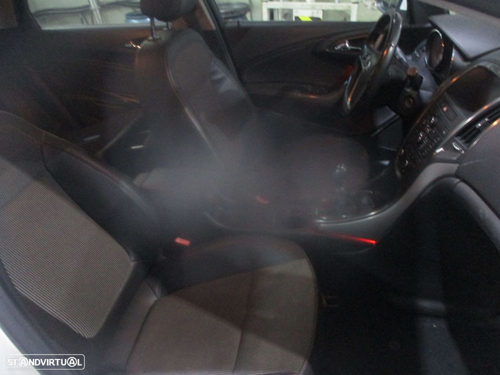 Carro MOT: A17DTC OPEL ASTRA J 2017 1.7CDTI 110CV 5P BRANCO DIESEL - 6