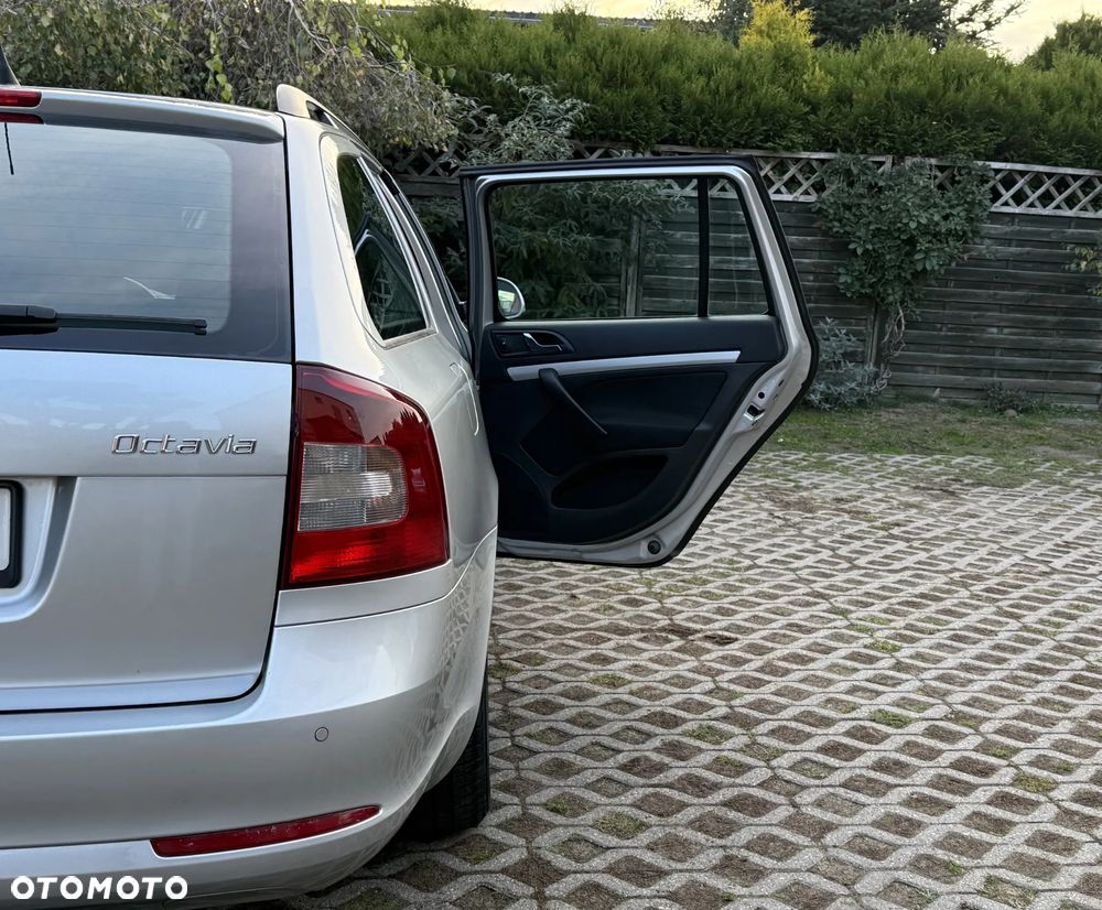 Skoda Octavia 1.6 TDI Ambiente - 39