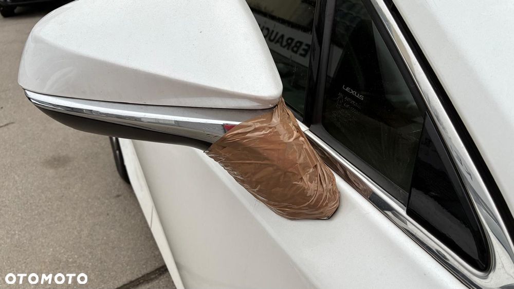 Lexus NX 300h Comfort AWD - 9