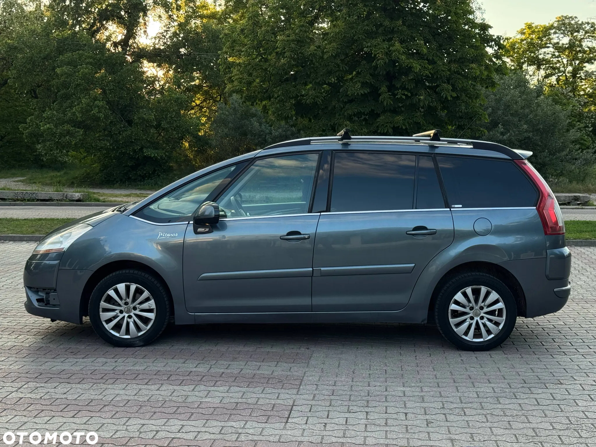 Citroën C4 Grand Picasso - 10