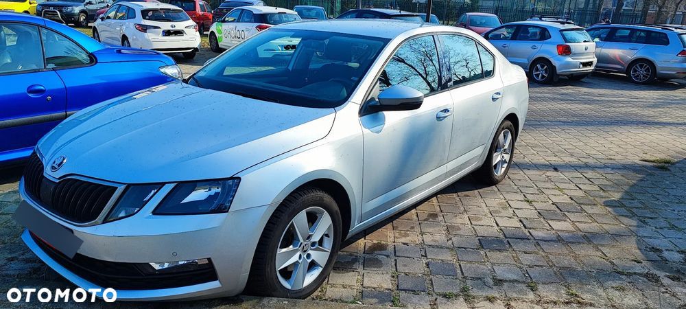 Skoda Octavia - 1