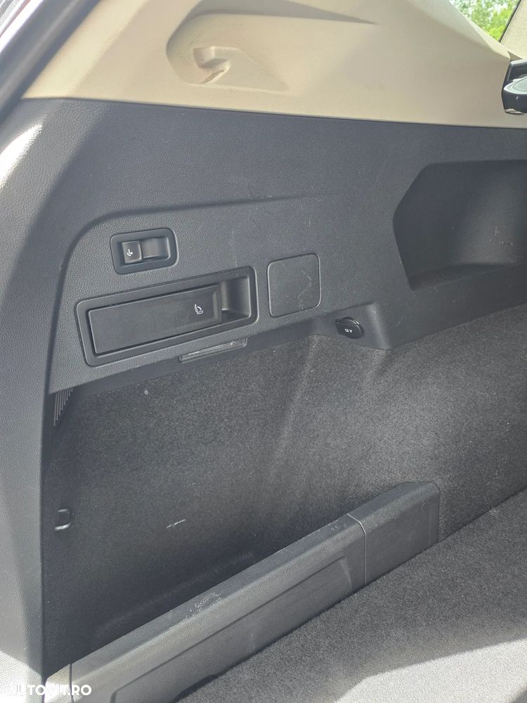 Volkswagen Tiguan 2.0 TDI SCR 4MOTION DSG Offroad - 33