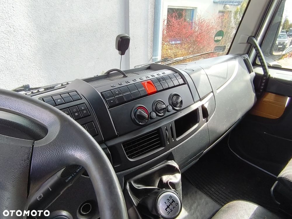 Iveco EuroCargo 120E25P - 12