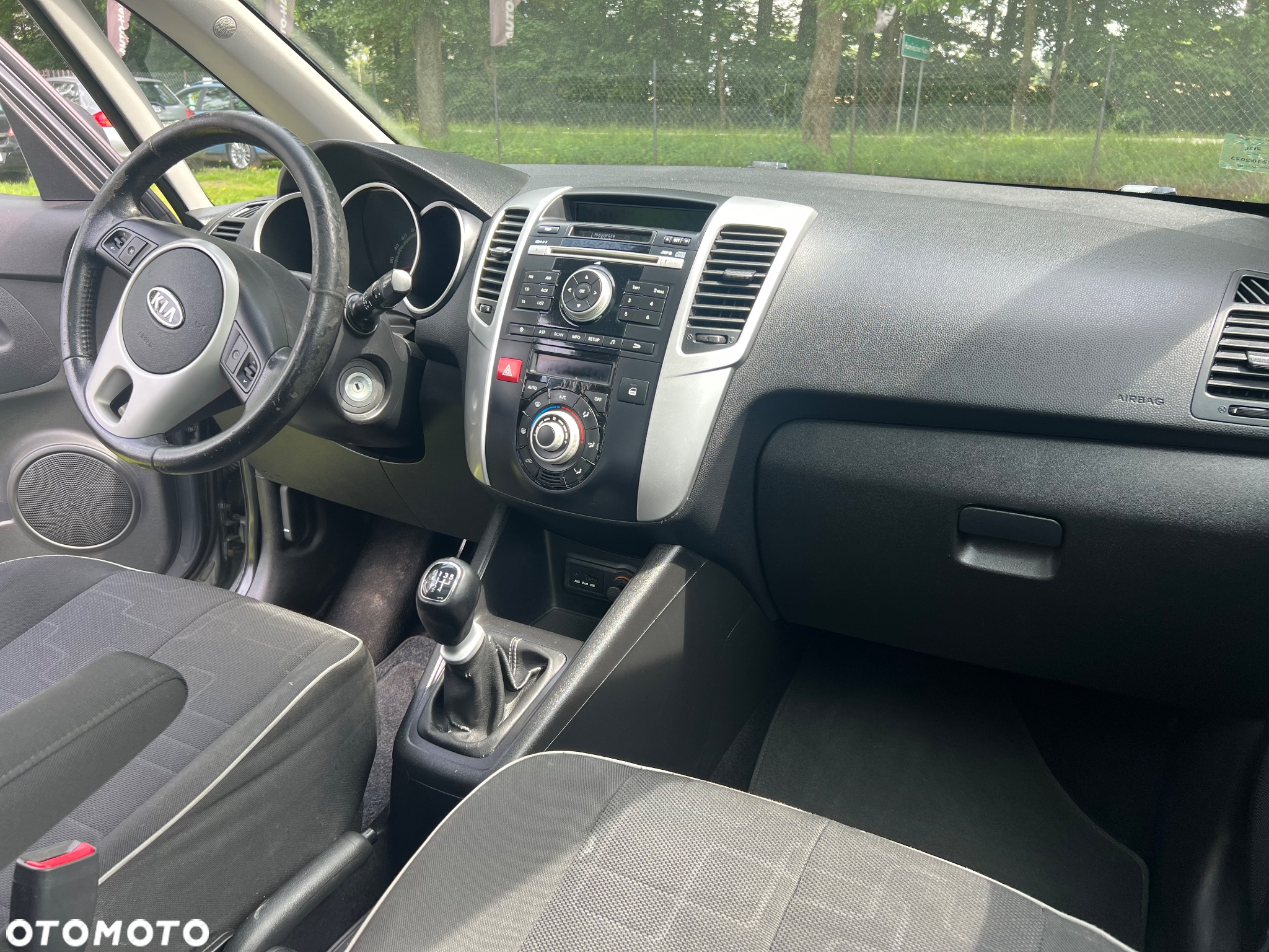 Kia Venga 1.4 CVVT Attract - 12
