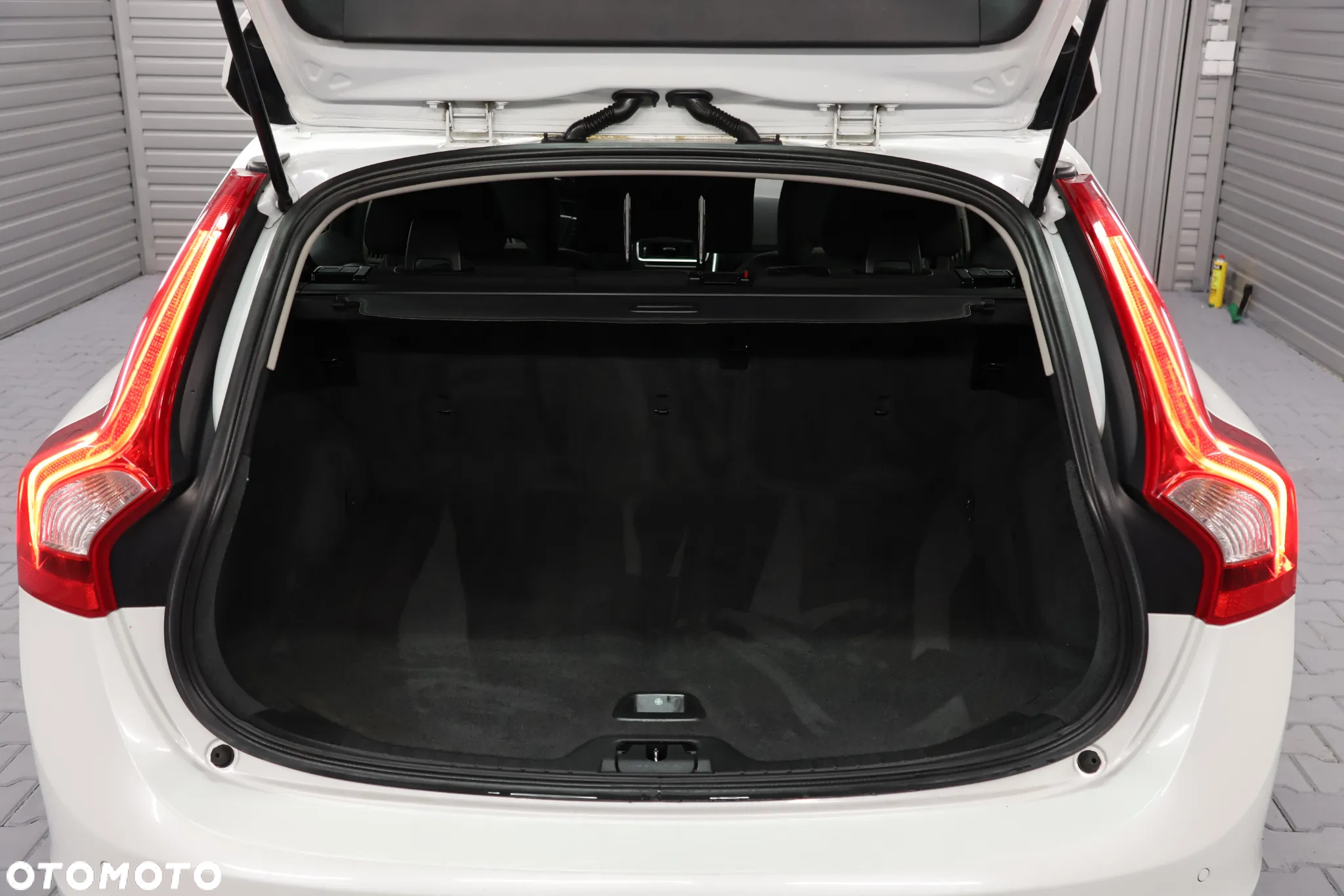 Volvo V60 - 15