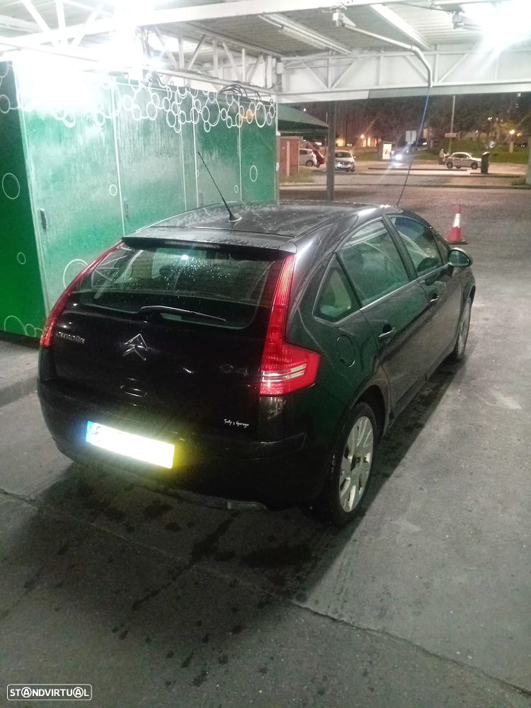 Citroën C4 1.4 16V SX - 2