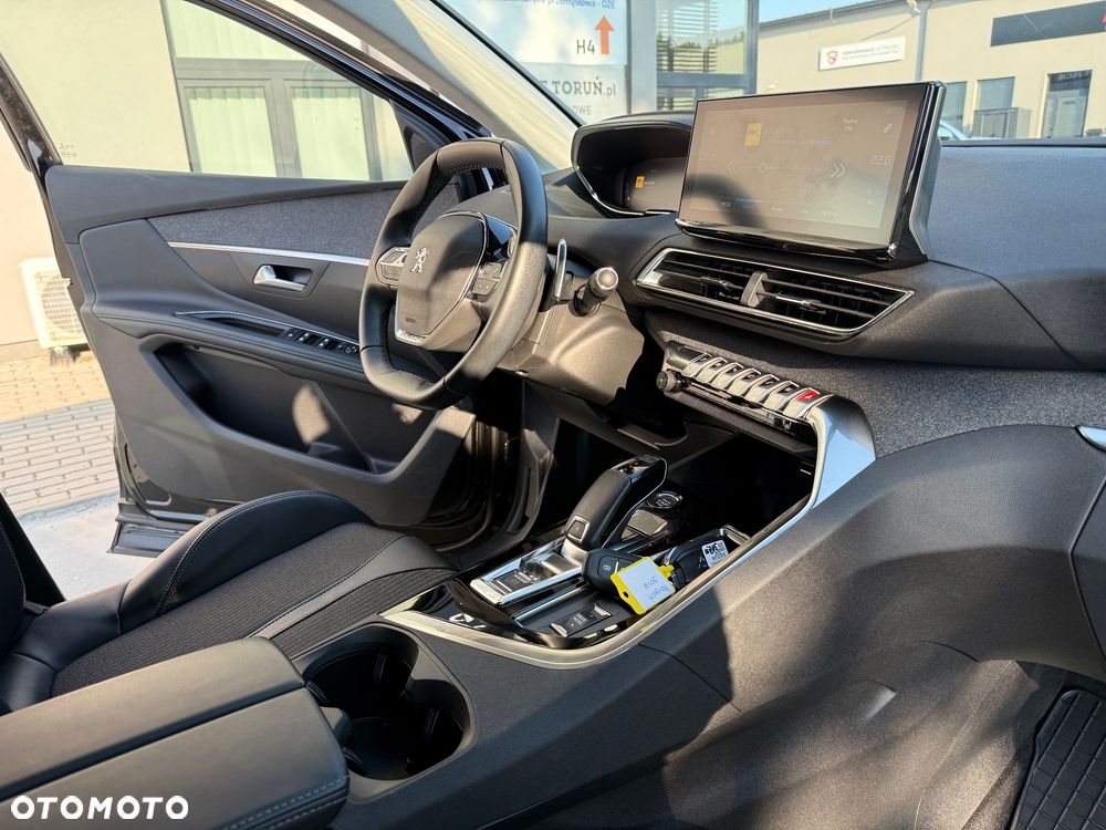 Peugeot 3008 1.2 PureTech Allure Pack S&S EAT8 - 17
