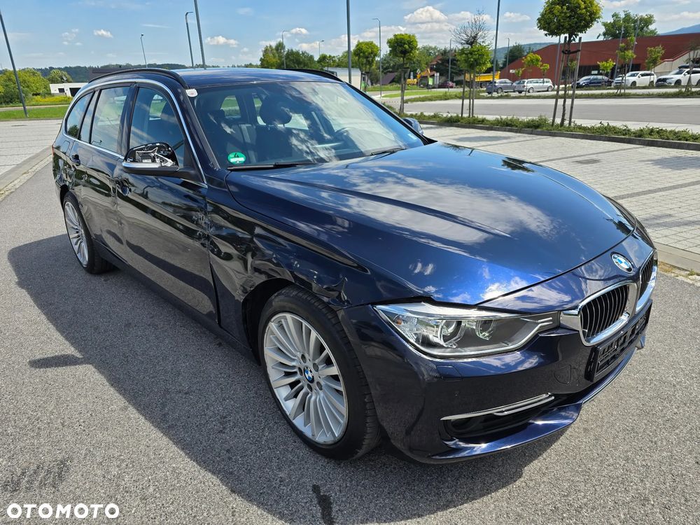 BMW Seria 3 328i Touring Luxury Line - 29