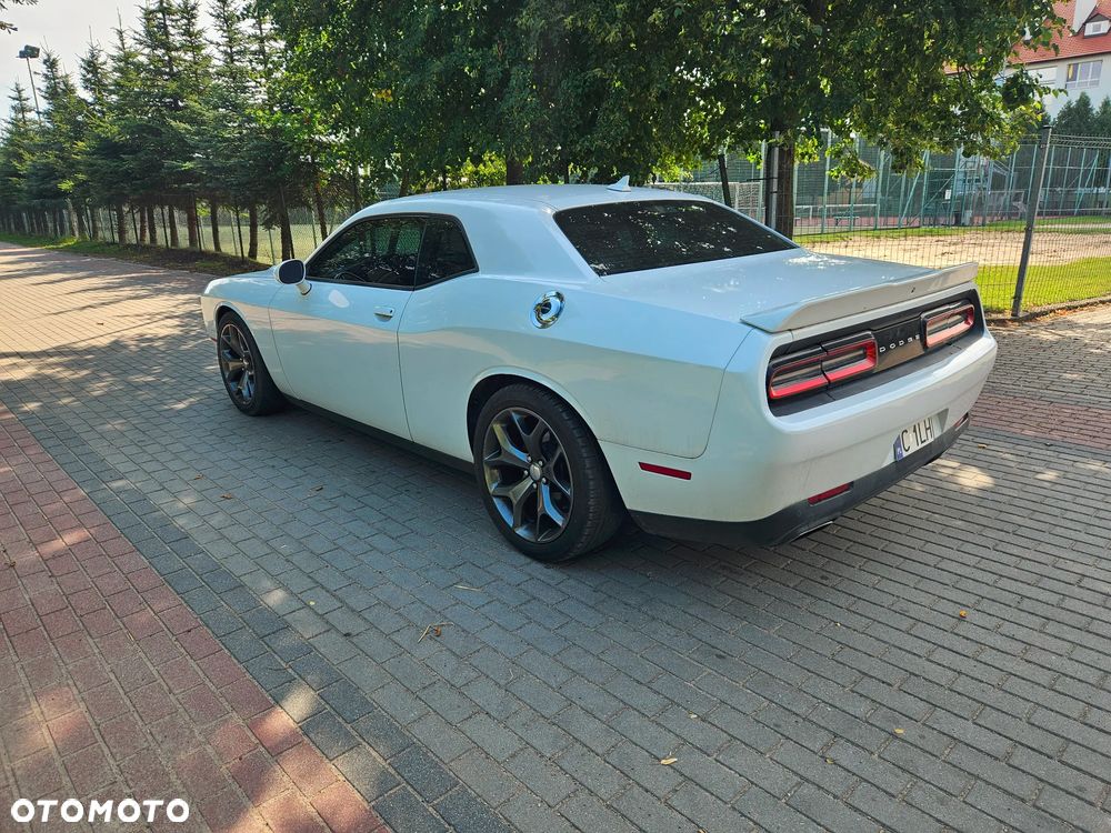 Dodge Challenger - 3