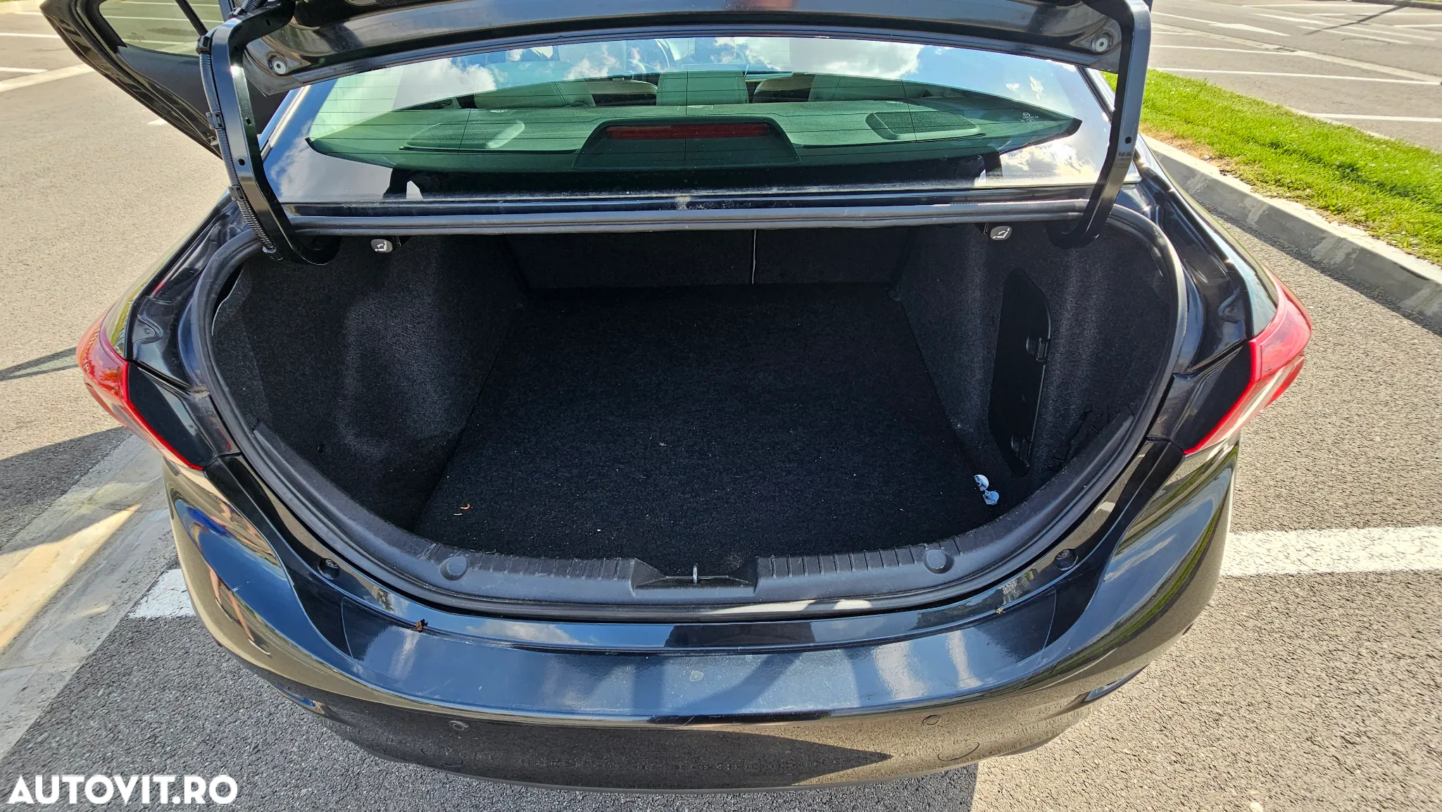 Mazda 3 SKYACTIV-D 150 Sports-Line - 34