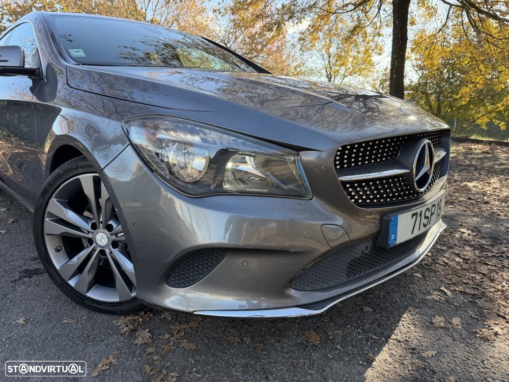Mercedes-Benz CLA 180 d Shooting Brake Urban Aut. - 2